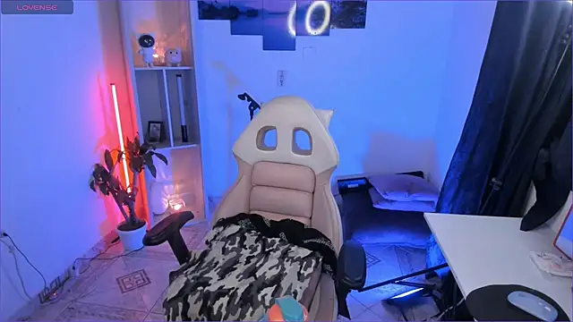 odelei online show from 11/08/25, 09:42