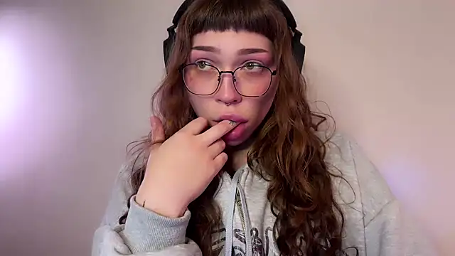 PaulaPratt online show from 01/12/25, 04:29