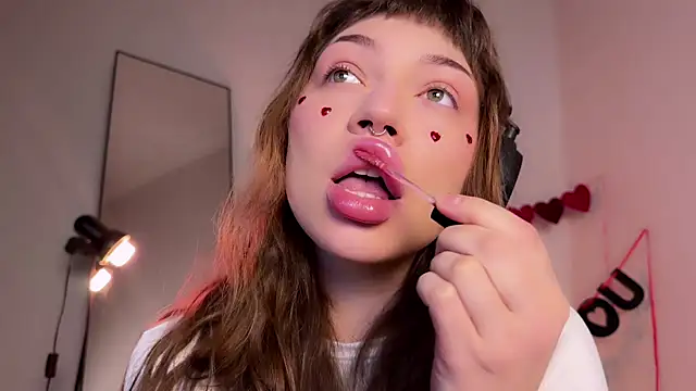 PaulaPratt online show from 02/15/25, 05:30