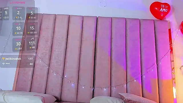 Snapshot of VICTORIA_RASH chatting on 02/14/25, 08:26 VICTORIA RASH online show from 02/14/25, 08:26