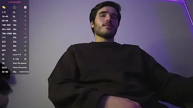 Snapshot of Tony_Wylie chatting on 12/11/24, 06:04 Tony Wylie online show from 12/11/24, 06:04