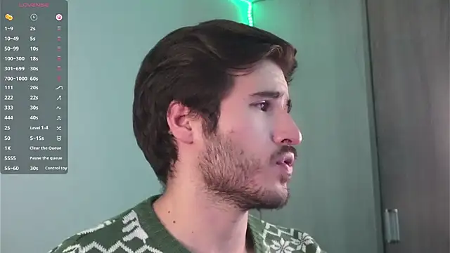 Snapshot of Tony_Wylie chatting on 12/12/24, 09:19 Tony Wylie online show from 12/12/24, 09:19