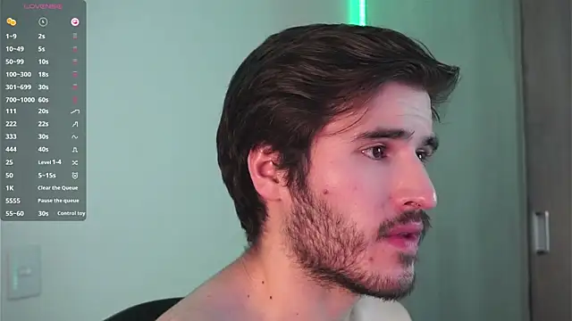 Snapshot of Tony_Wylie chatting on 12/15/24, 07:46 Tony Wylie online show from 12/15/24, 07:46