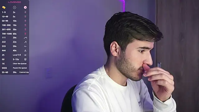 Snapshot of Tony_Wylie chatting on 01/10/25, 02:55 Tony Wylie online show from 01/10/25, 02:55