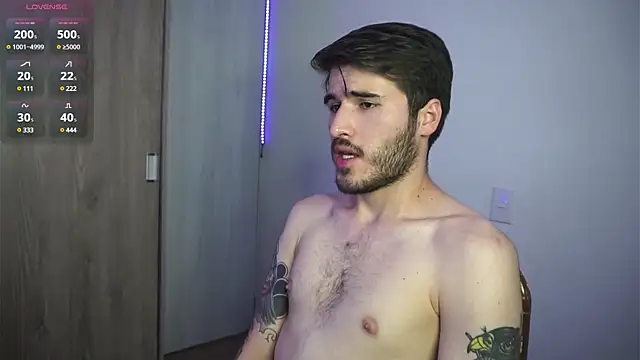 Snapshot of Tony_Wylie chatting on 01/22/25, 06:20 Tony Wylie online show from 01/22/25, 06:20