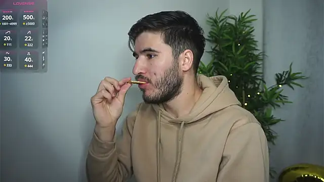 Snapshot of Tony_Wylie chatting on 03/01/25, 10:55 Tony Wylie online show from 03/01/25, 10:55