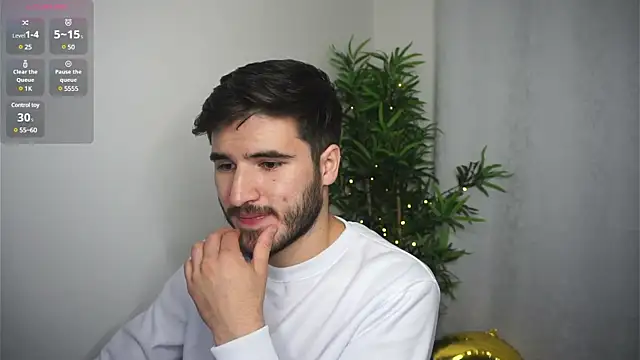 Snapshot of Tony_Wylie chatting on 03/03/25, 03:20 Tony Wylie online show from 03/03/25, 03:20