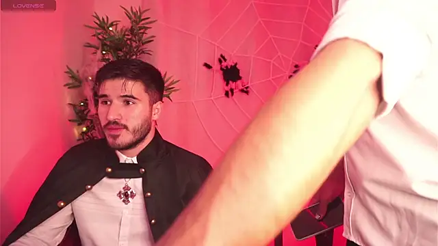 Snapshot of Tony_Wylie chatting on 10/30/25, 10:32 Tony Wylie online show from 10/30/25, 10:32