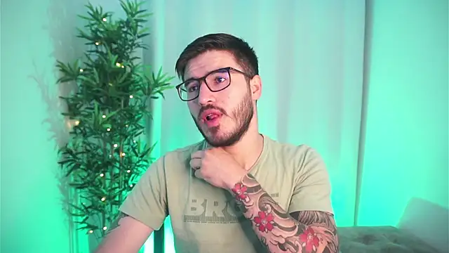 Tony Wylie online show from 11/05/25, 09:31