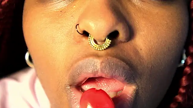 justnala  online show from 12/27/24, 10:01