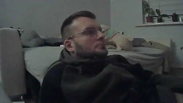 Datecwariatec online show from 12/31/24, 12:11