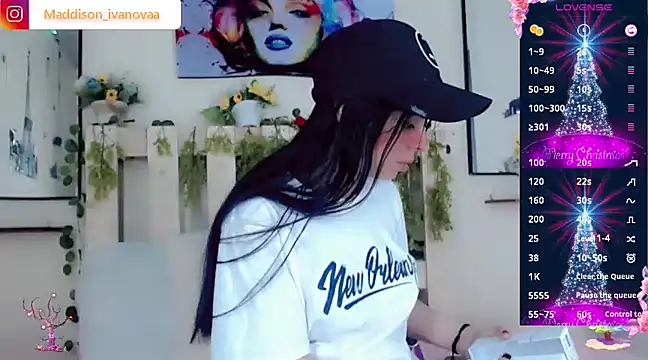 Madisson Ivanova online show from 12/07/24, 02:57