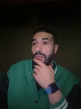 Snapshot of djtimka chatting on 11/13/25, 05:34 djtimka online show from 11/13/25, 05:34