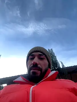 Snapshot of djtimka chatting on 12/15/25, 05:12 djtimka online show from 12/15/25, 05:12