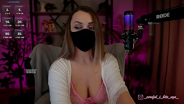 Snapshot of careful_i_bite_nya chatting on 01/31/26, 07:11 careful i bite nya online show from 01/31/26, 07:11