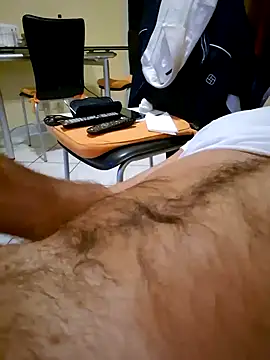 1talianBeutifulCock online show from 01/12/25, 07:42