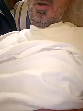 1talianBeutifulCock online show from 10/27/25, 01:15