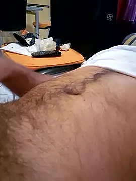 Snapshot of 1talianBeutifulCock chatting on 01/13/26, 02:00 1talianBeutifulCock online show from 01/13/26, 02:00