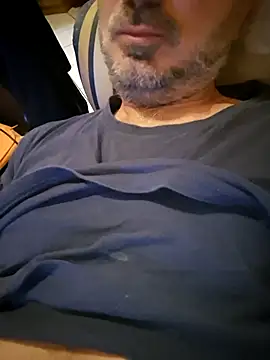 Snapshot of 1talianBeutifulCock chatting on 02/11/26, 09:58 1talianBeutifulCock online show from 02/11/26, 09:58