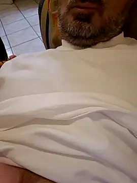 Snapshot of 1talianBeutifulCock chatting on 03/26/26, 01:06 1talianBeutifulCock online show from 03/26/26, 01:06