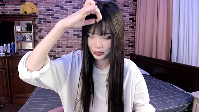 Snapshot of Velvetsky_1 chatting on 11/09/25, 03:10 Velvetsky 1 online show from 11/09/25, 03:10