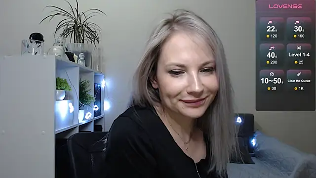 Sunny bunny6 online show from 12/16/24, 09:57