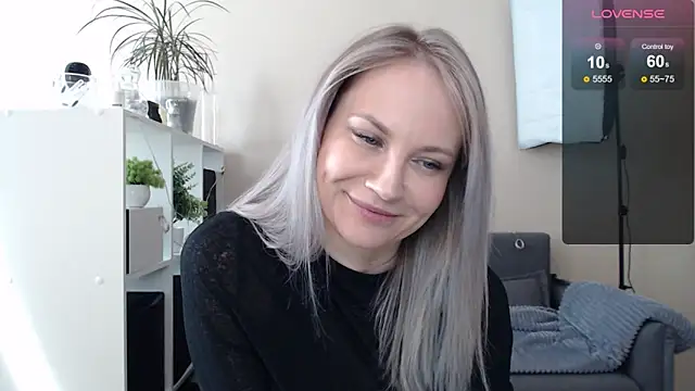 Sunny bunny6 online show from 12/20/24, 06:08