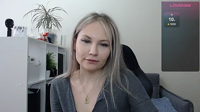 Sunny bunny6 online show from 03/03/25, 06:15