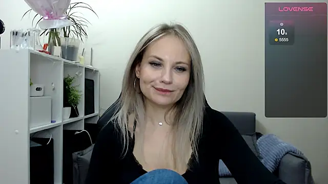 Sunny bunny6 online show from 03/13/25, 10:05