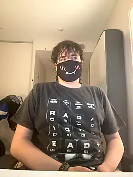 Snapshot of Your_femboy24 chatting on 11/12/25, 10:20 Your femboy24 online show from 11/12/25, 10:20