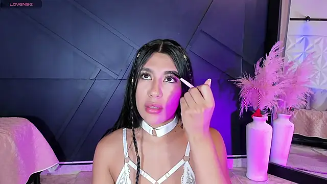 Emilyh  online show from 01/28/25, 10:34