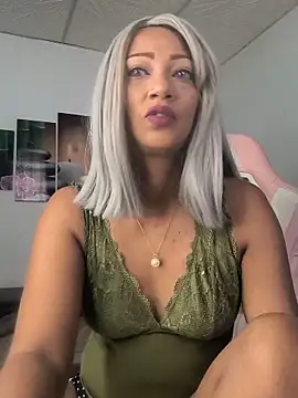 Snapshot of Amaliu_ chatting on 05/19/26, 03:07 Amaliu online show from 05/19/26, 03:07