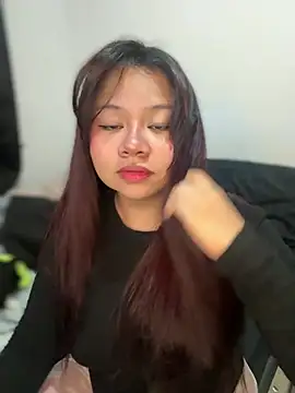 Snapshot of soffyvibes- chatting on 03/31/26, 02:02 soffyvibes- online show from 03/31/26, 02:02