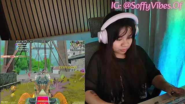 Snapshot of soffyvibes- chatting on 04/16/26, 12:33 soffyvibes- online show from 04/16/26, 12:33