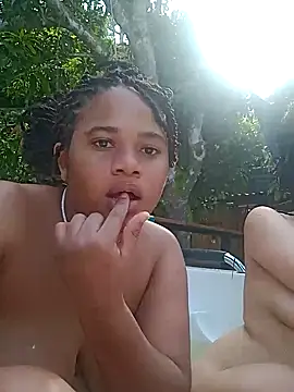 DANIELA MICHEL online show from 12/17/24, 01:49