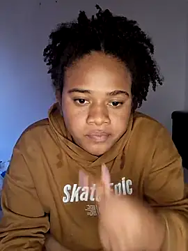 DANIELA MICHEL online show from 12/26/24, 08:53