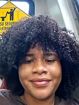 DANIELA MICHEL online show from 02/01/25, 10:55