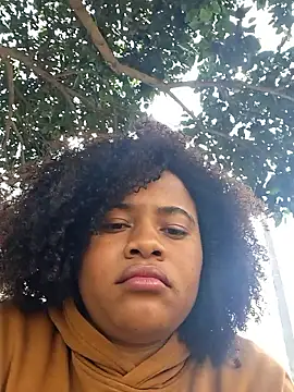 DANIELA MICHEL online show from 02/17/25, 05:21