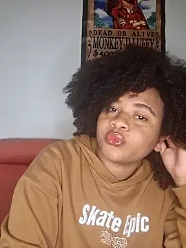 DANIELA MICHEL online show from 02/18/25, 12:59