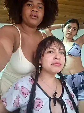 DANIELA MICHEL online show from 03/01/25, 10:10