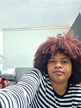 DANIELA MICHEL online show from 09/29/25, 02:22