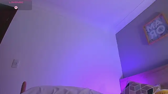 Snapshot of agussaenz chatting on 12/19/25, 11:34 agussaenz online show from 12/19/25, 11:34