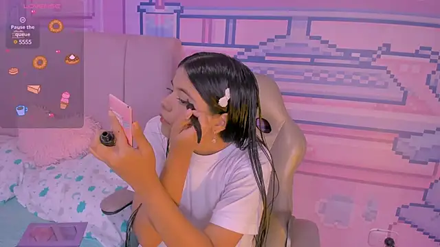  18alice online show from 03/01/25, 02:37