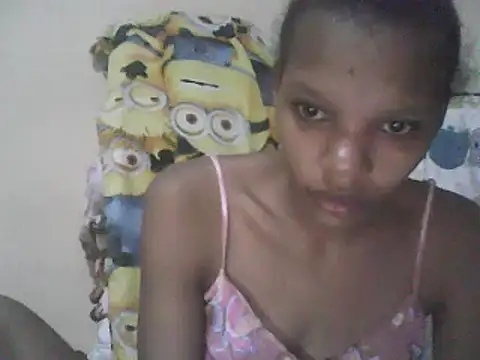 Snapshot of Antsoalie chatting on 02/14/25, 07:28 Antsoalie online show from 02/14/25, 07:28