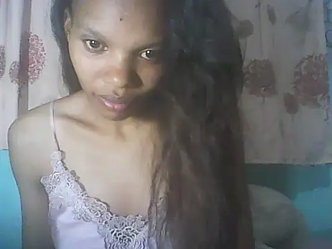 Snapshot of Antsoalie chatting on 11/10/25, 06:29 Antsoalie online show from 11/10/25, 06:29