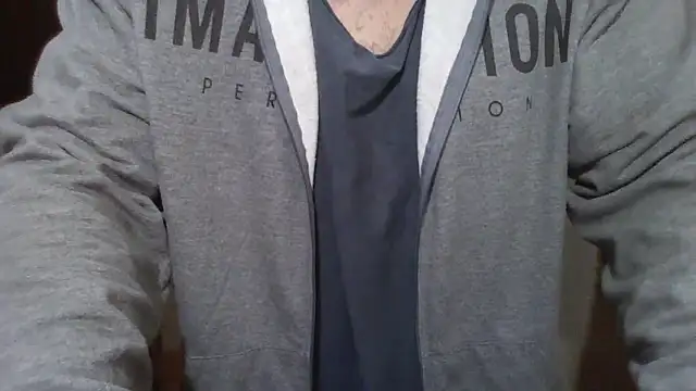 Snapshot of Cauan-t chatting on 12/19/25, 03:24 Cauan-t online show from 12/19/25, 03:24