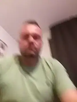 mikaaaaase online show from 10/04/25, 12:52