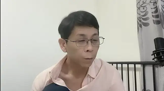 TGH521 online show from 01/11/25, 01:43