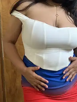 Snapshot of Doodhwaali chatting on 02/22/25, 07:25 Doodhwaali online show from 02/22/25, 07:25