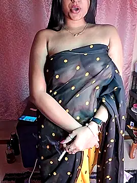 Snapshot of Sexy_Baby-Doll chatting on 03/10/25, 08:26 Sexy Baby-Doll online show from 03/10/25, 08:26